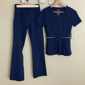 Jaanuu Scrubs Set - XS (NWT)
